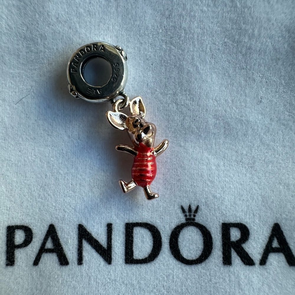 Disney x PANDORA Winnie The Pooh Piglet Dangle Charm